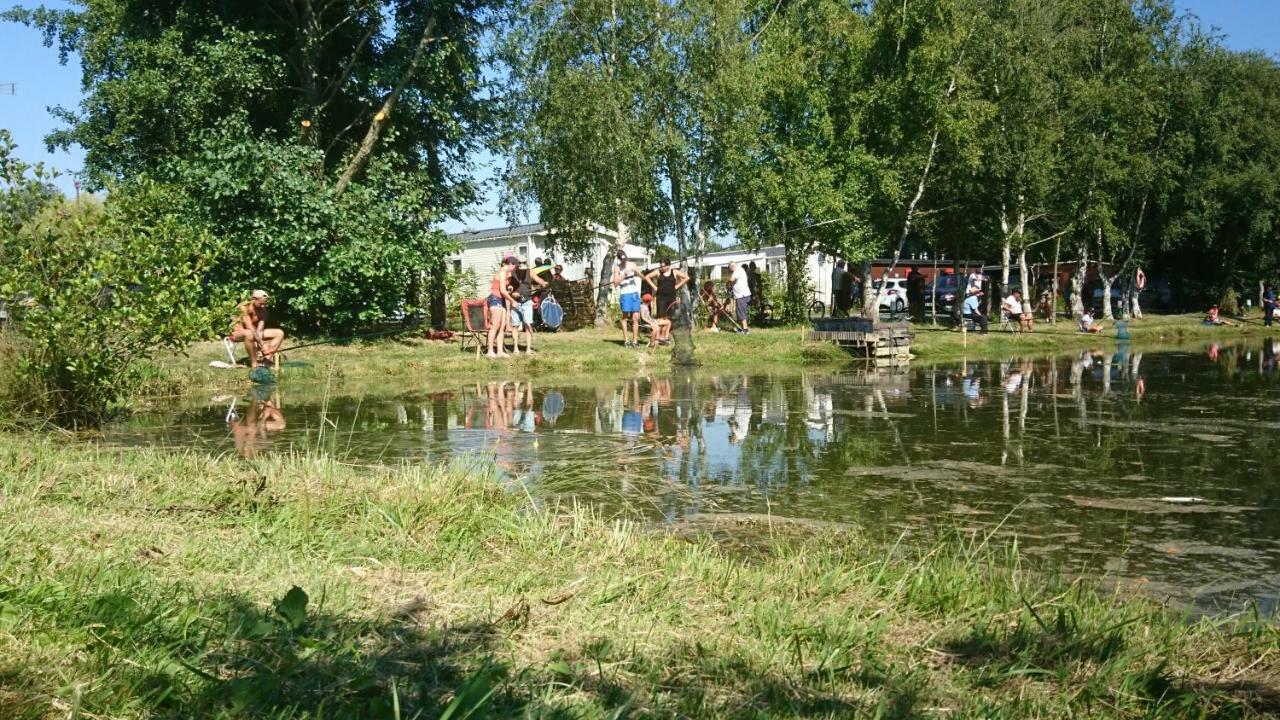 Camping La Garenne De Moncourt Rue  Exterior foto